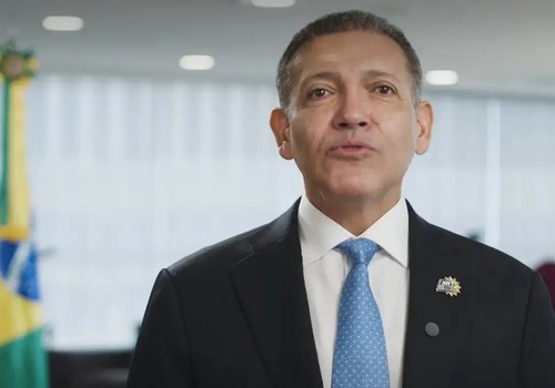 TSE nega acusação de Flávio sobre expulsão de fiscais de sala-cofre