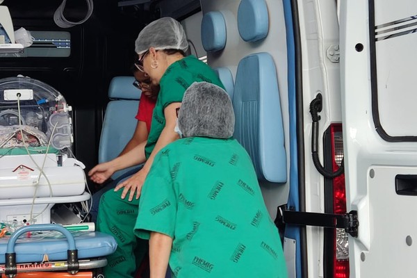 Documento informa superlotação no Hospital Regional e pedido de transferência de pacientes