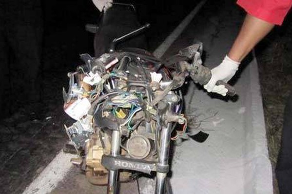 Motociclista tem cabeça decepada em acidente com carreta perto de Guimarânia