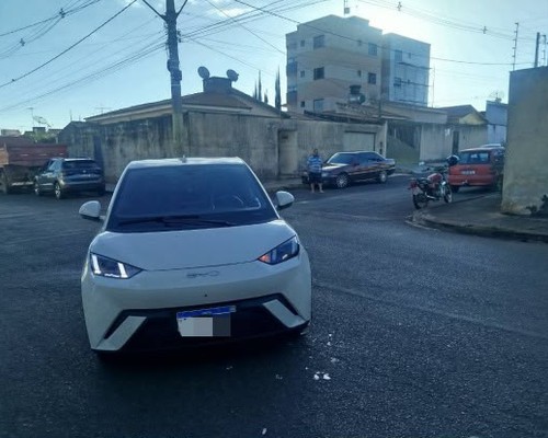 Motociclista embriagado e sem CNH é preso após acidente no Bairro Belvedere, em Patos de Minas