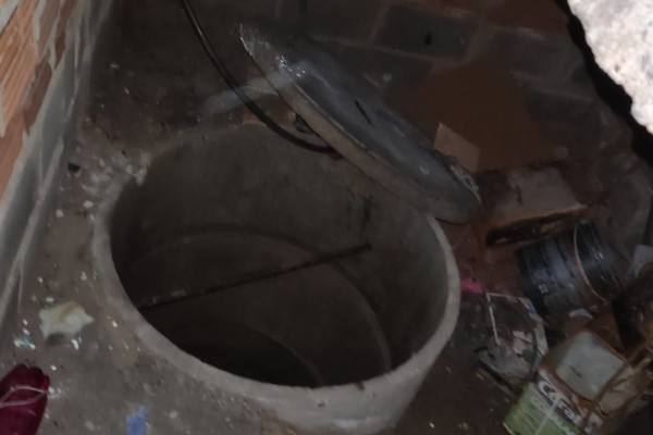 Imagens exclusivas do Patos Hoje mostram cisterna onde suposto corpo teria sido jogado; veja