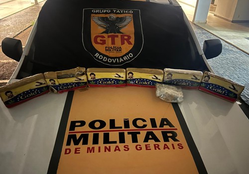 Casal é preso com sete barras de maconha avaliadas em R$ 80 mil durante operação na MG190