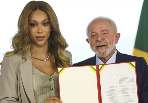 Lula diz que atitude do governo dos EUA com Erika Hilton é abominável