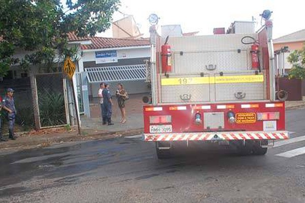 Botijão de gás em Posto de Saúde pega fogo e mobiliza bombeiros em Patos de Minas