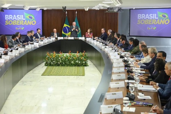 Brasil vai buscar novos parceiros para dimunuir impactos comerciais