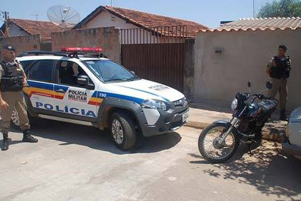 Polícia Militar encontra moto que havia sido furtada no início da semana