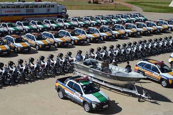 Governo anuncia duas motos e uma pick up para a Polícia Militar de Patos de Minas