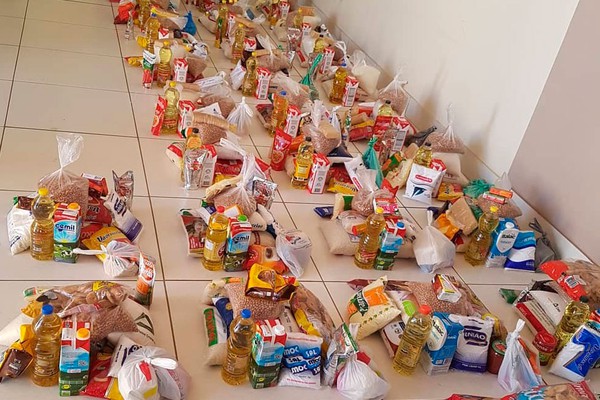 Voluntários criam grupo para arrecadar alimentos e ajudar famílias carentes em Patos de Minas