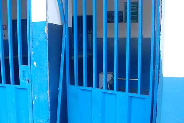 Portões do Zama Maciel são danificados e diretoria da URT inicia campanha de paz entre as torcidas