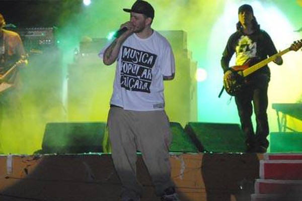 Vocalista da banda Charlie Brown Jr.“Chorão” é encontrado morto em São Paulo
