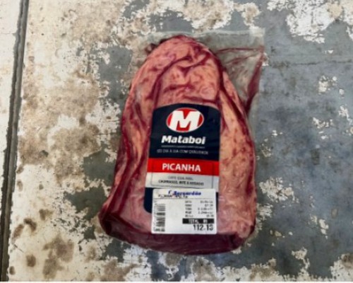 Homem é preso em hipermercado após esconder sabonete, bife ancho e picanha dentro da calça
