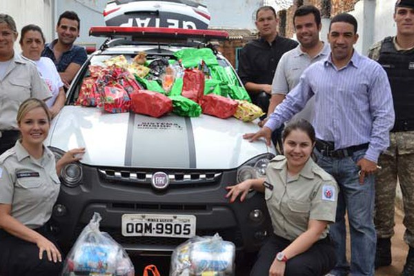 Funcionários do Presídio de Monte Carmelo promovem o natal de crianças carentes da cidade