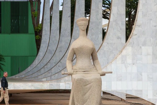 Defesa de Bolsonaro volta a pedir prisão domiciliar