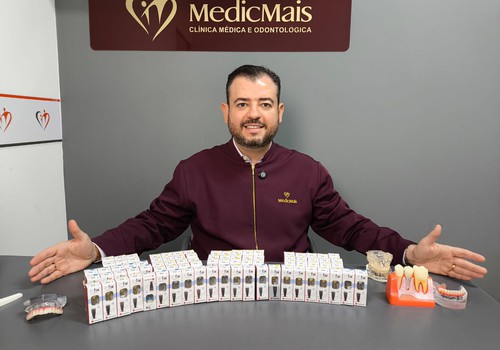 Dentista em Patos de Minas, referência em Implantes e Prótese Protocolo, realizará o Dia do Implante