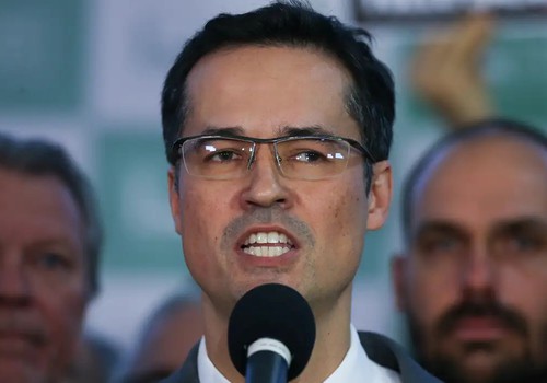 Maioria do TSE mantém suspensão da campanha de Deltan ao Senado