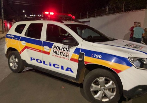 Mulher se recusa a ter relações sexuais e é agredida pelo ex na frente do filho de 2 anos; ele fugiu
