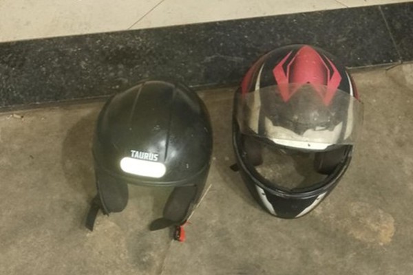 Polícia encontra capacetes e segue buscas por ladrões que assaltaram posto de combustíveis em Patrocínio