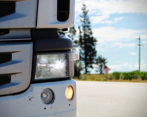 Se essa moda pega: TJMG condena DER a indenizar caminhoneiro que sofreu acidente em buraco de rodovia