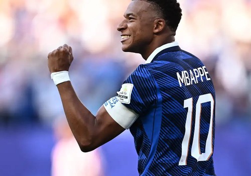 Futebol, política e personagens improváveis: a Copa do Mundo até agora