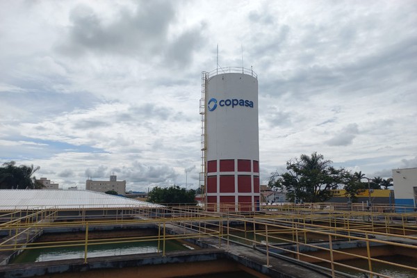 Moradores de Patos de Minas sofrem com falta d’água neste domingo; Copasa culpa falta de energia