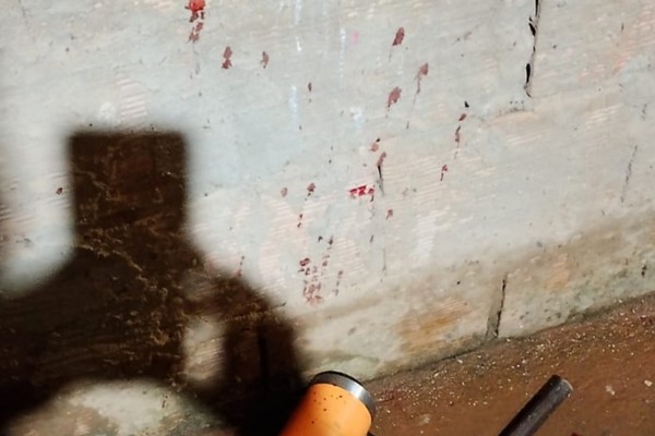 Briga entre irmãos termina com jovem ferido a tesouradas no Bairro Jardim Quebec em Patos de Minas