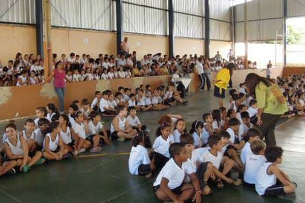 Escola de Patos de Minas sedia o lançamento do Programa Gás Legal na Escola