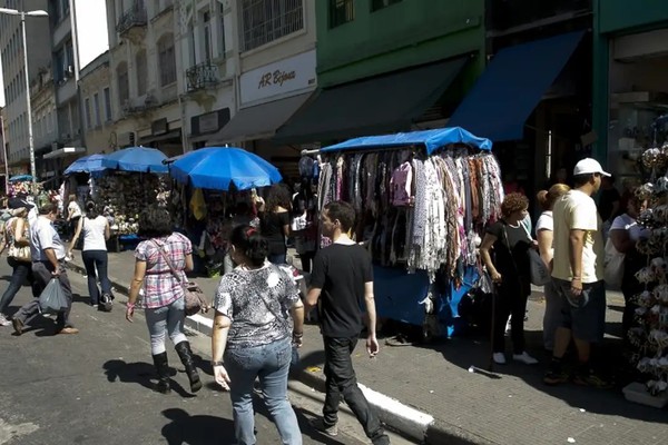 Taxa de desemprego no Brasil é a menor para o trimestre desde 2012