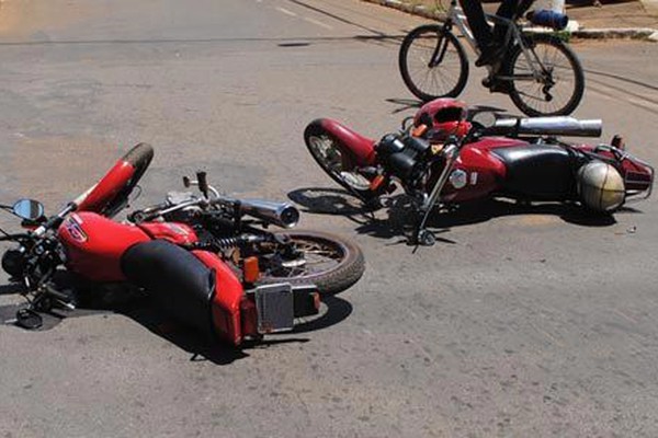 Motociclistas batem na Vereador João Pacheco e 3 pessoas acabam feridas