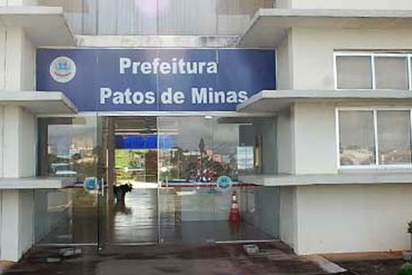 Prefeitura de Patos de Minas anuncia que vai atrasar pagamento dos servidores