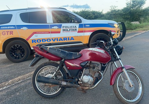 Polícia apreende motocicleta sem placa e com números adulterados e prende condutor na BR-146