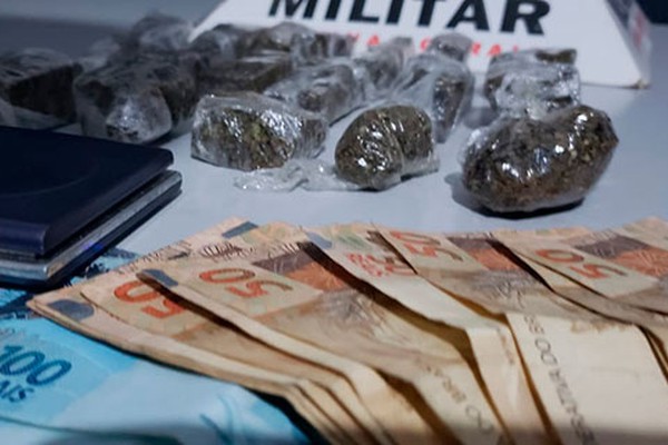 Polícia Militar encontra tabletes de maconha prontos para a venda em casa no Quebec