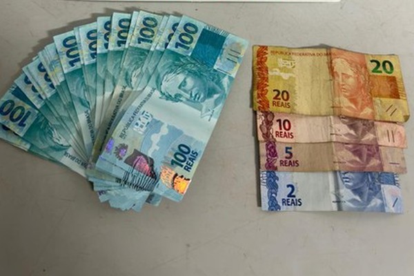 Adolescentes são apreendidos após pagarem pizza e refrigerante com notas falsas em Patos de Minas