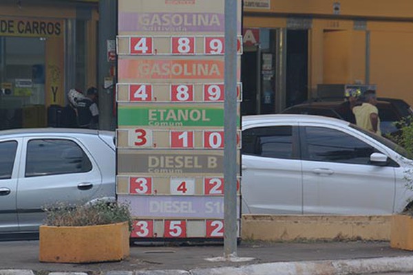 Petrobrás anuncia 15 reduções nas distribuidoras, mas alto valor da gasolina continua em Patos