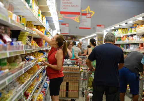 Inflação desacelera para todas as faixas de renda em agosto