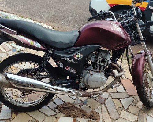 Após perseguição alucinante, PM recupera motocicleta furtada e prende condutor, em Patos de Minas