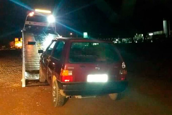 Motorista inabilitado é preso por embriaguez ao ser flagrando ziguezagueando na MG235 em São Gotardo