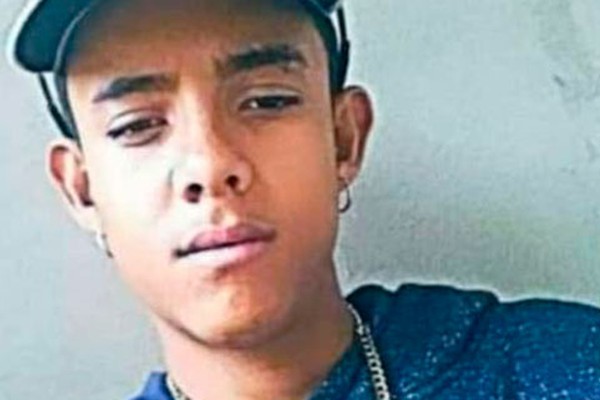 Familiares pedem ajuda para encontrar adolescente desaparecido há 6 dias em Presidente Olegário