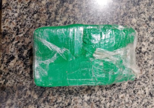 Anúncio de drogas no Status do Whatsapp leva a PM a prender casal durante Festa do Feijão