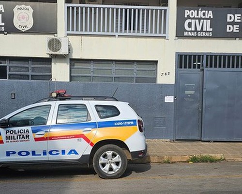 Idoso de 85 anos é preso com espingarda após denúncias de ameaças e agressões contra esposa e filha em Patos de Minas