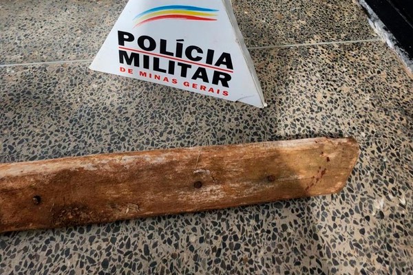 Homem perde visão de um olho após ser agredido a paulada por colega de trabalho