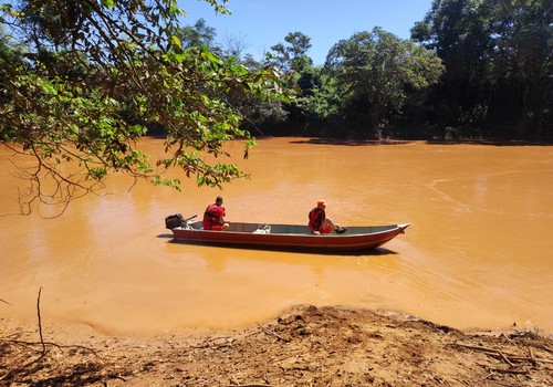 Bombeiros encontram corpo de idoso que desapareceu após entrar no Rio Paranaíba em Patos de Minas