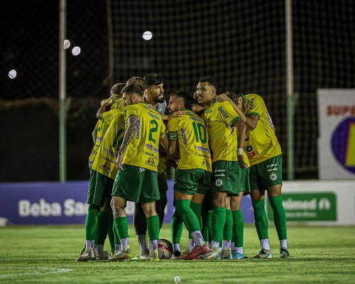 Mamoré joga mal, perde para o Uberaba em casa por 2 a zero e decepciona a torcida