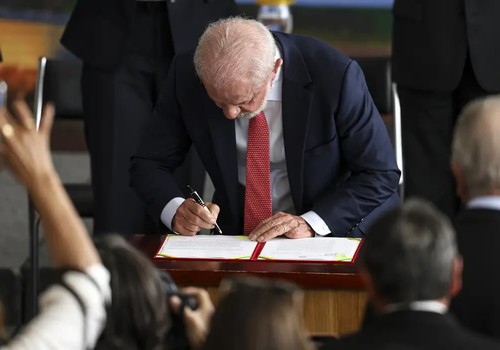 Lula veta integralmente PL da Dosimetria