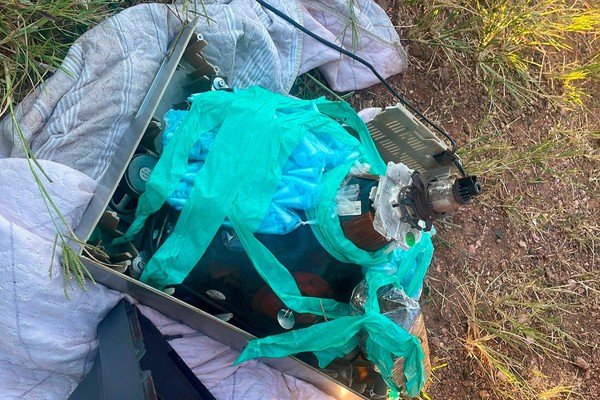 Passageiro é preso transportando 500 pinos de cocaína dentro de travesseiro e televisão, na MGC462