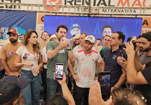 Veja como foi o lançamento da candidatura de Falcão e Cleitinho ao Governo do Estado em Patos de Minas