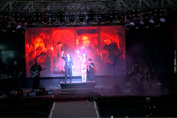 Day e Lara fazem grande show e empolgam público na Fenapraça 2025; veja ao vivo