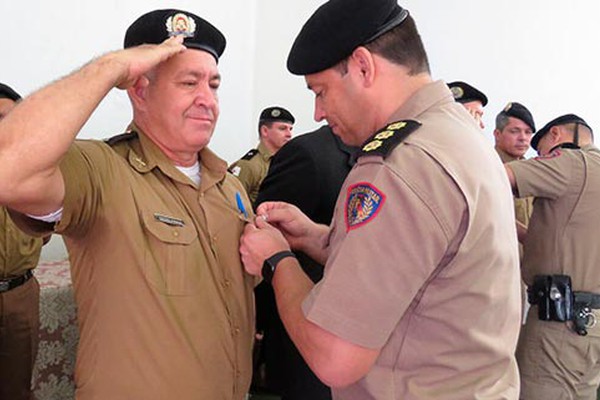 Polícia Militar presta homenagens para valorizar e reconhecer o esforço da corporação