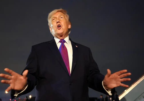 EUA suspendem ataques a usinas; Irã diz que Trump recuou após ameaças