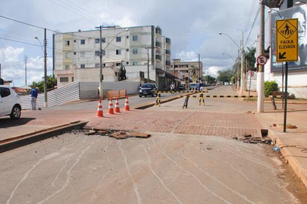 Após problemas, faixa de pedestre nas imediações do UNIPAM passará por adequação