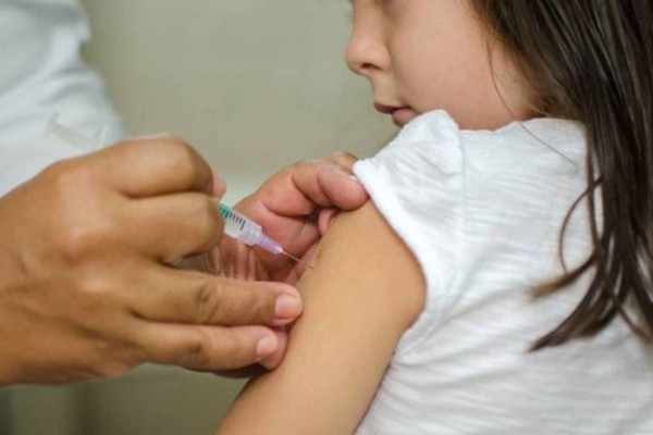 Crianças de 5 a 11 começam a ser vacinadas em Patos de Minas nesta quarta-feira